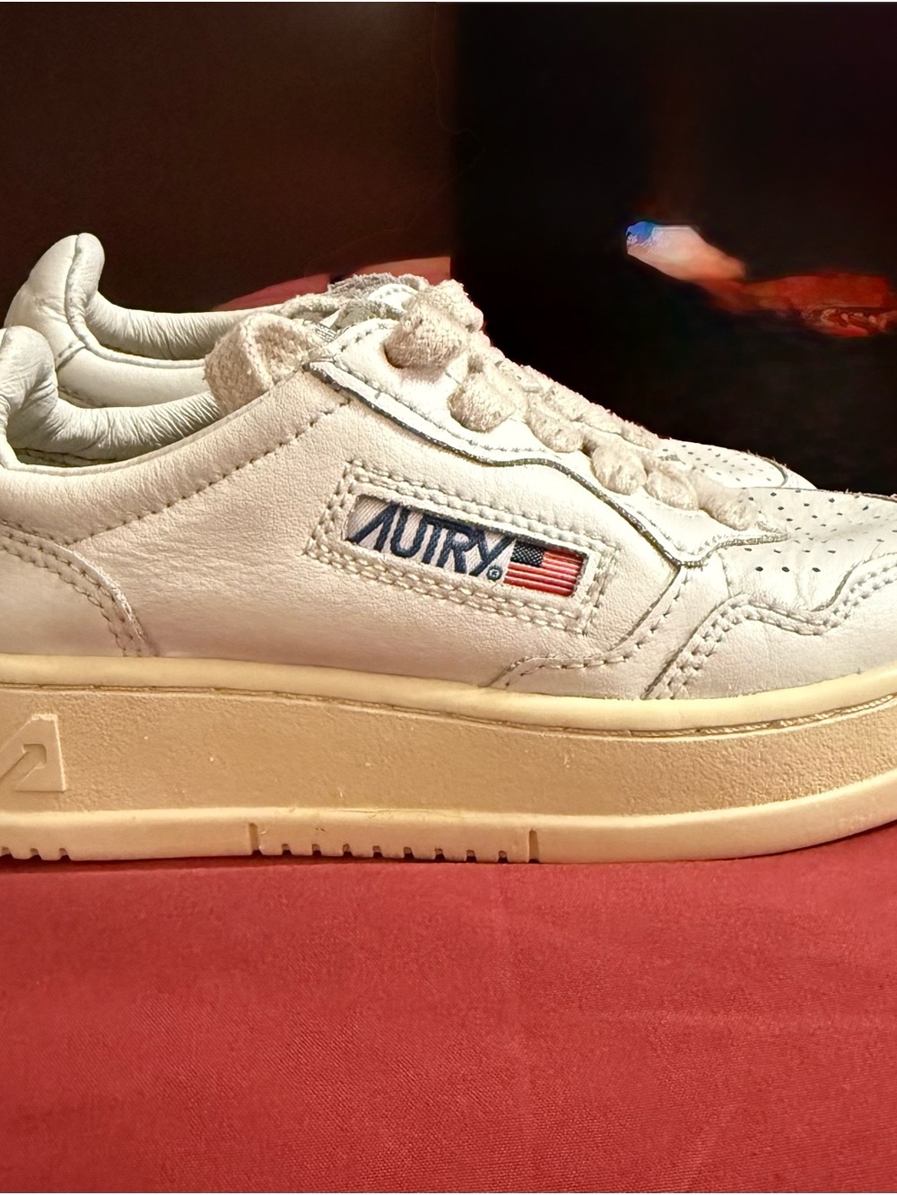 Autry Kids White Leather Low-Top Sneakers with Flag Patch